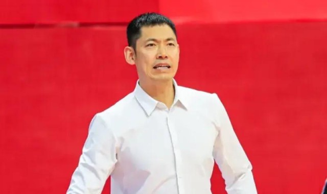 kaiyun·(中国)官方网站-张庆鹏确定离任，本赛季用人+攻守都不行，北控天亮了？